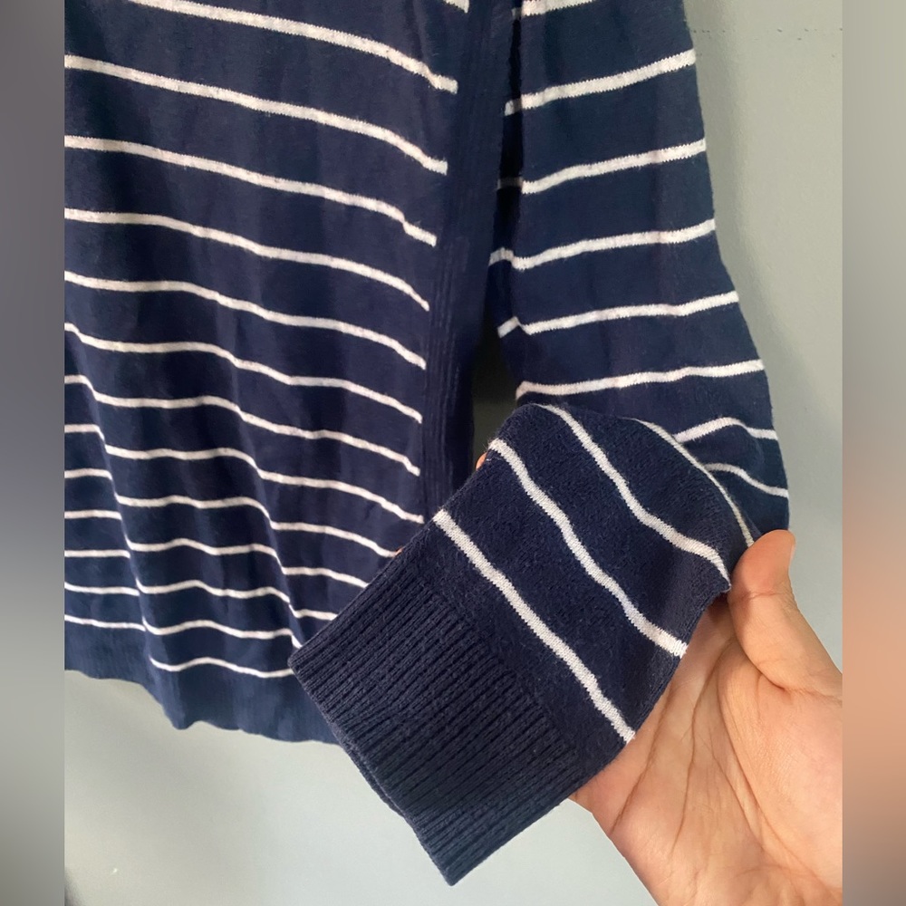 Gap Unisex Knit Sweater Size M Navy & White Stripes V Neck Long Sleeve - Picture 3 of 6